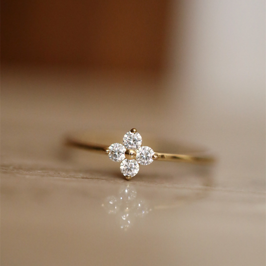 The Four Leaf Clover Ring
