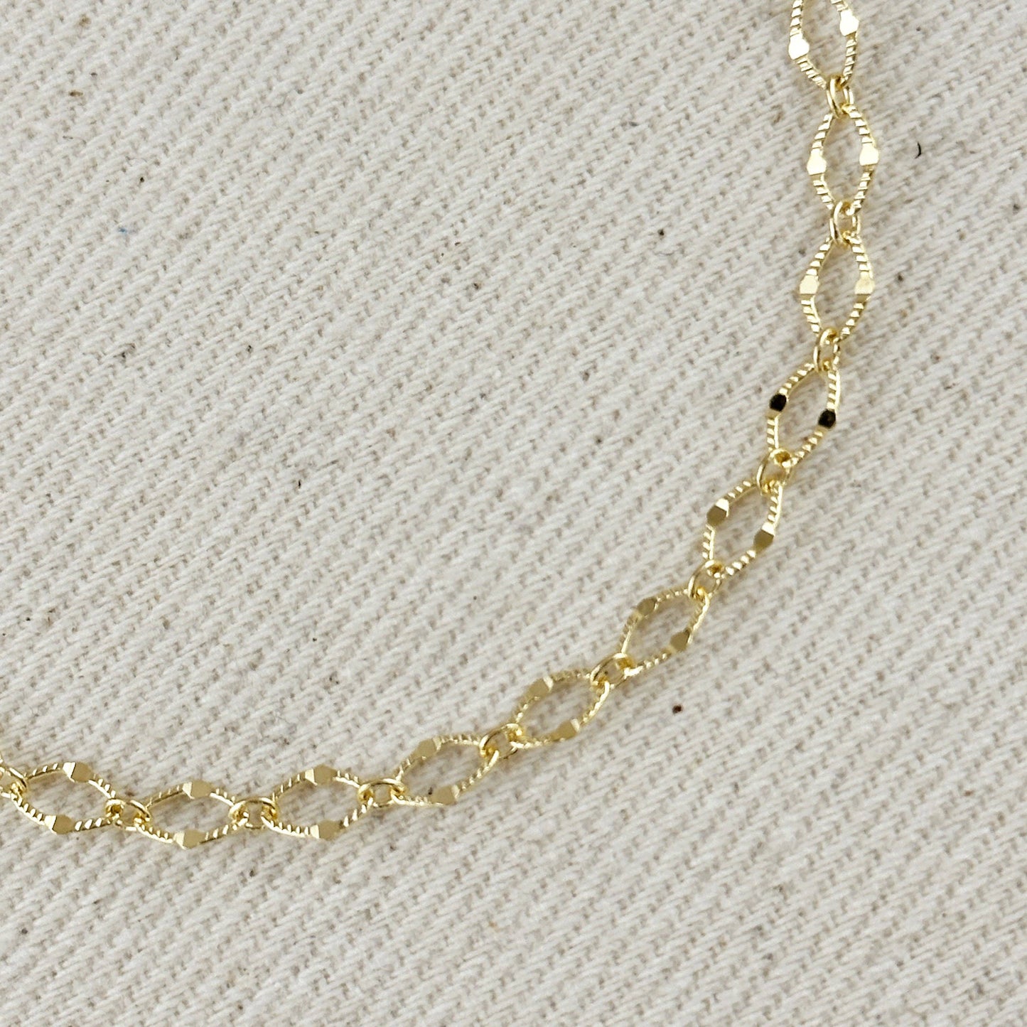 18k Gold Filled Diamond Cut Detailed Chain Bracelet