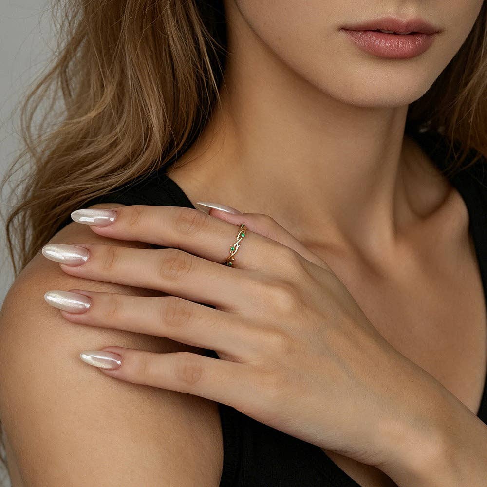 Emerald Green Thorn Vine Band Ring